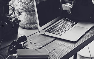 爱游戏电竞官方网站-雷霆替补中锋表现稳定有望获得更多出场时间，雷霆选中的球员